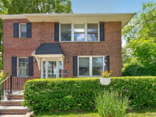 90 Mackey Ave, Port Washington, NY 11050