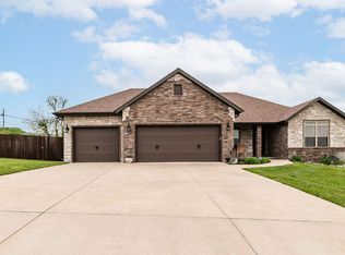 901 N 21st Ave, Ozark, MO 65721