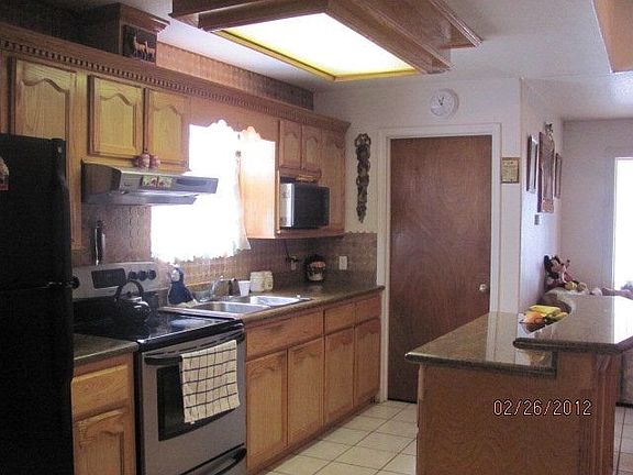 2nd image of 8605 N Bentsen Palm Dr