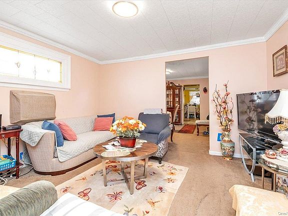 4th image of 117-13 202nd St