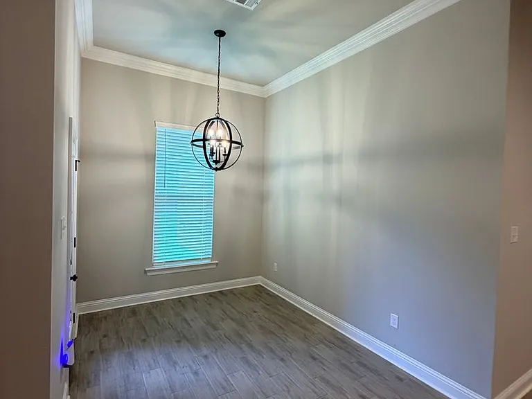 277 Saint Edmunds Way — Photo 9