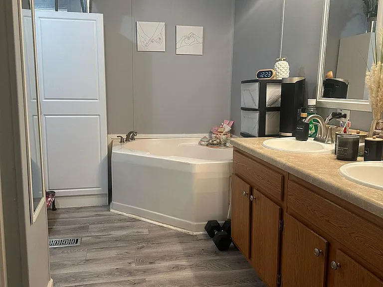 335 Otts Shoals Rd — Photo 18