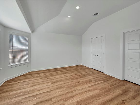 4th image of 1233 Sacred Light Ln