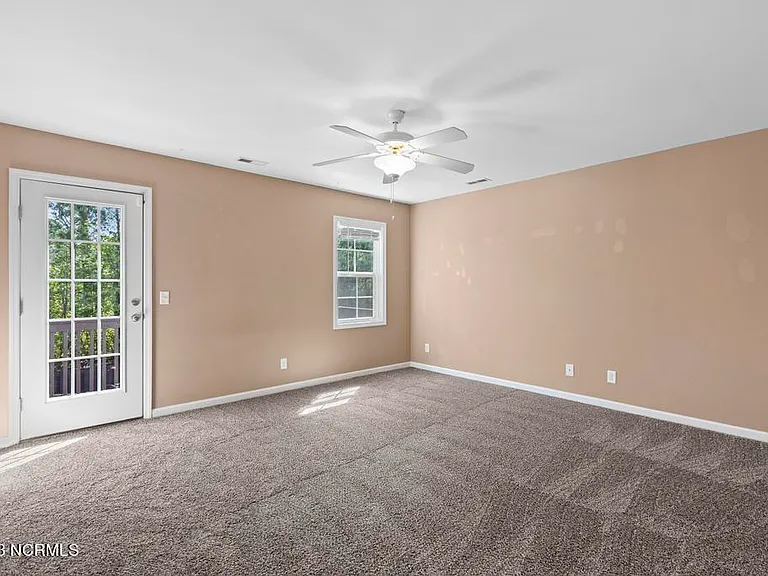 123 James Ave #A — Photo 14