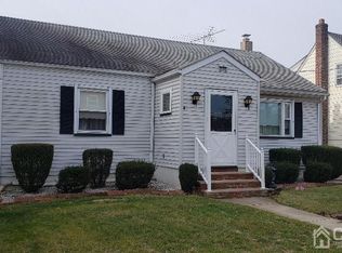 105 Pulaski Ave, Carteret, NJ