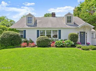 28 Marshall St, Old Greenwich, CT 06870