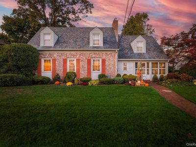 265 Raymond, Rockville Centre, NY, 11570