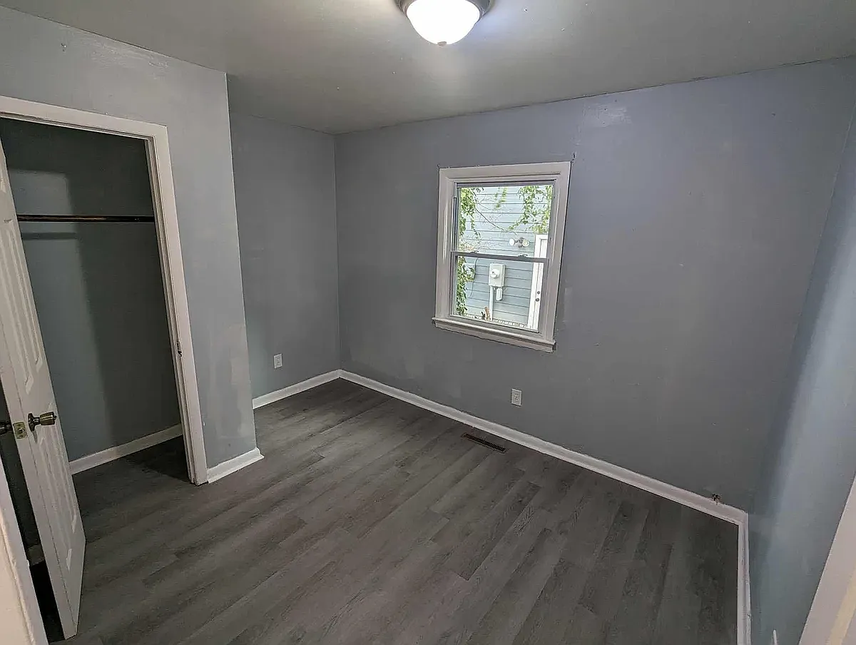 3 bed, 960 sqft, $1,535 — Photo 4
