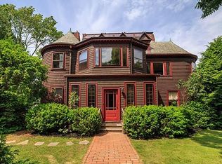 31 Winthrop Rd, Brookline, MA 02445