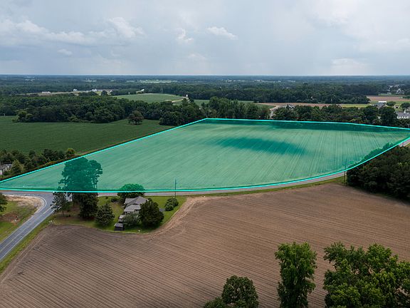 5th image of 2240 Jonesboro Rd