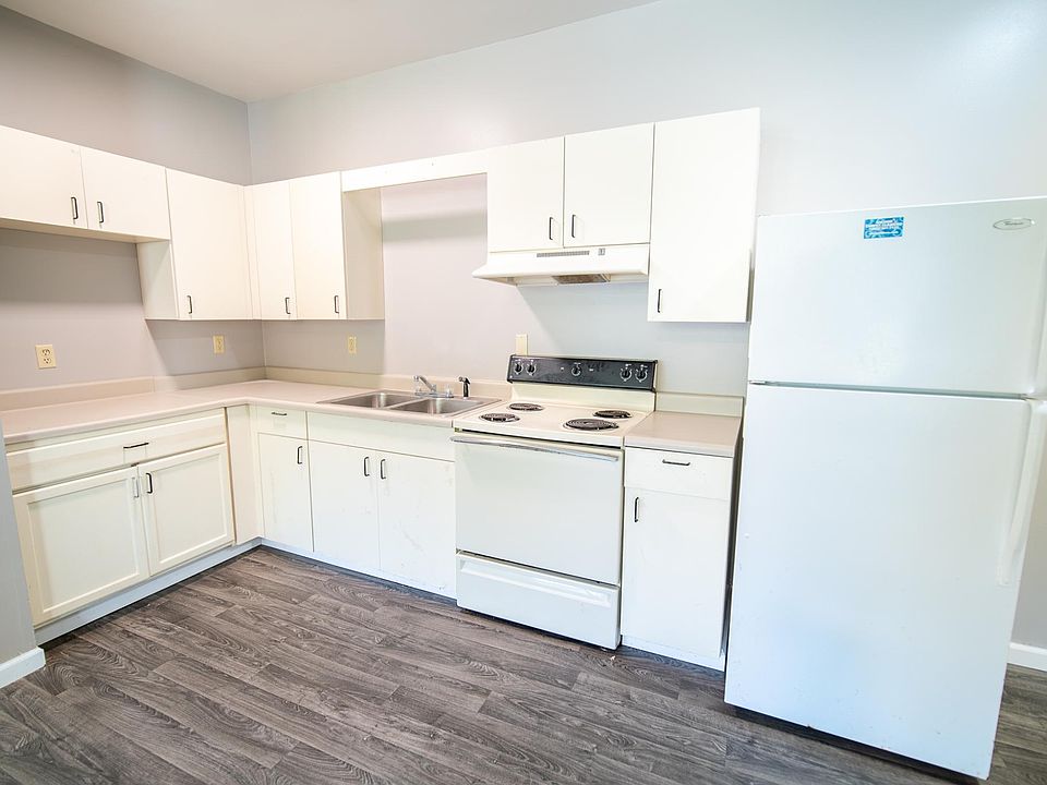 44 Riverside Dr 2, Deferiet, NY 13628 Zillow