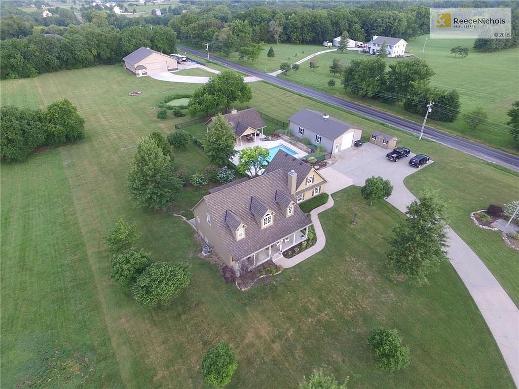 23504 S Lucille Ln, Peculiar, MO 64078 | Zillow