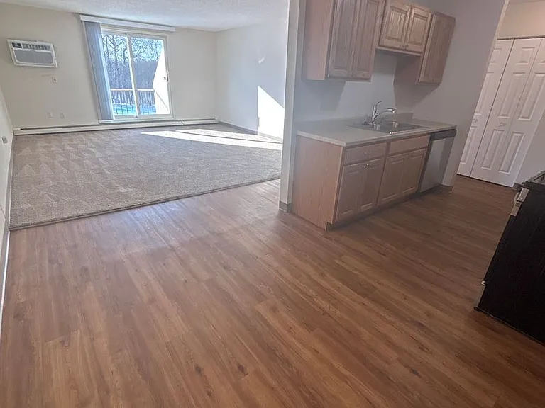 4877 W Arrowhead Rd — Photo 5