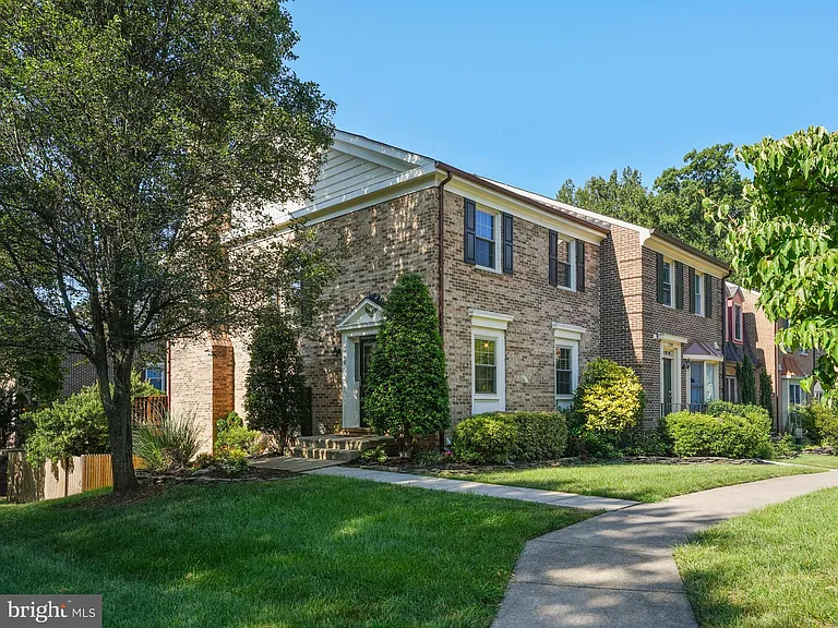 7740 Bristol Square Ct — Photo 30