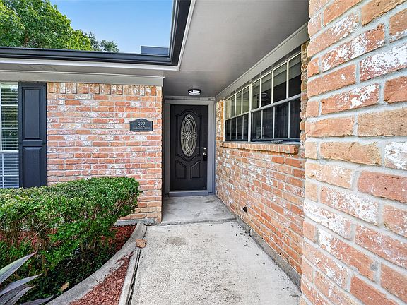 3rd image of 822 Shadwell Dr