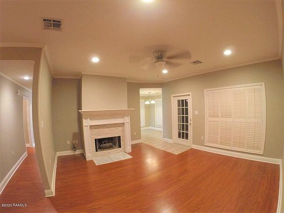 5th image of 203 Sundown Dr