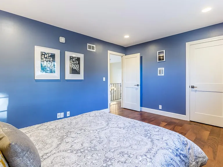1831 Hurst Ave — Photo 17