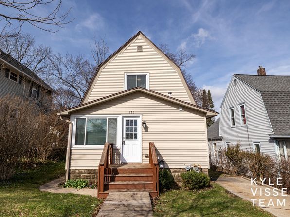 135 Houseman Ave NE, Grand Rapids, MI 49503