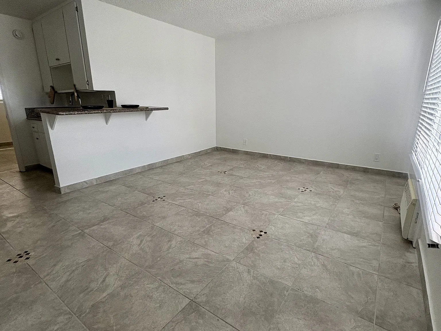1 bed, 785 sqft, $1,595 — Photo 2