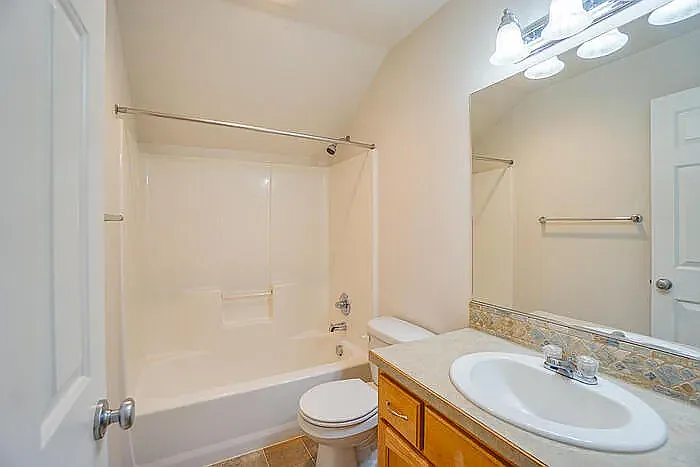 1107 NE 151st Ave — Photo 9