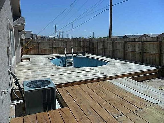 2nd image of 4656 Lorenzo Ponce Dr