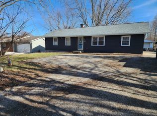 1134 N Lake Terrace Dr, Crawfordsville, IN 47933