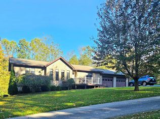 141 Hickory Ridge Dr, Tazewell, VA 24651