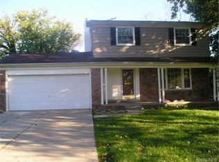 22407 Huntington Ct, Woodhaven, MI 48183