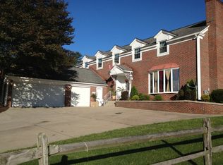 223 Collegiate Dr, Johnstown, PA 15904