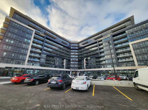 395 Dundas St W, Oakville, ON