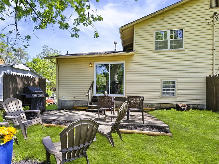 1024 S Ash St — Photo 40