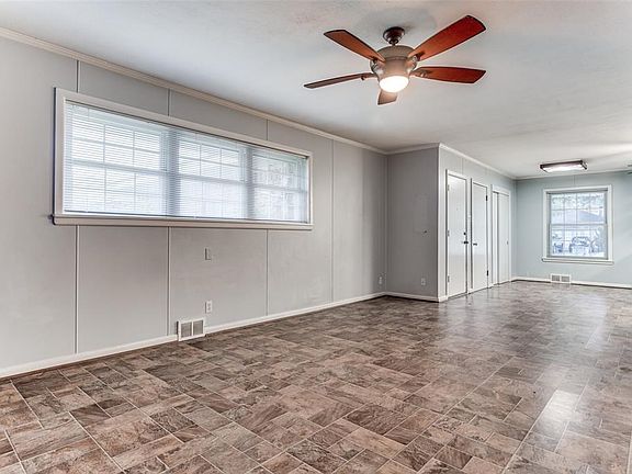 3rd image of 1905 Morningside Dr