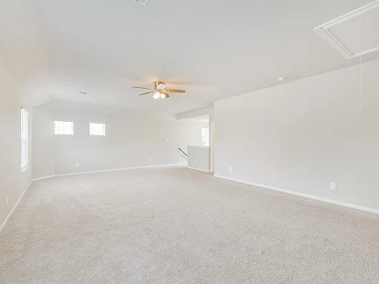 2934 Lawrence Park Ct — Photo 25