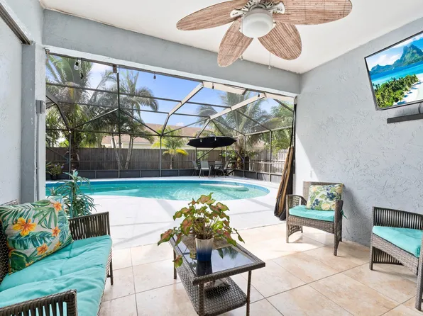 5280 SE Dell St, Stuart, FL 34997