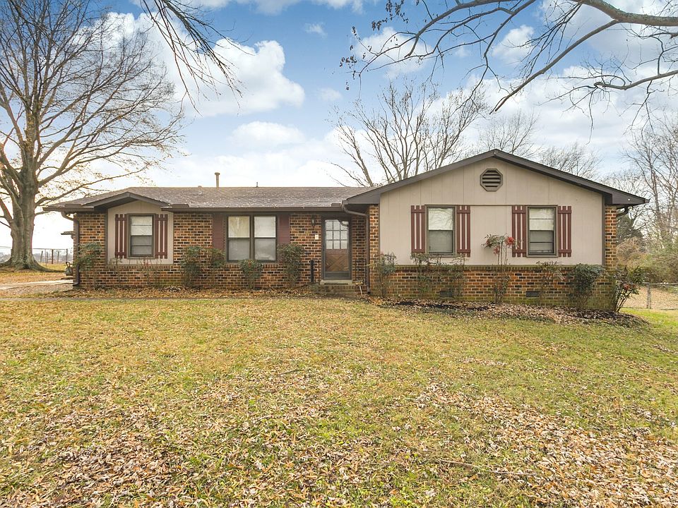 1st image of 218 Indian Ct