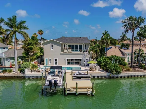 17081 Dolphin Dr, North Redington Beach, FL 33708