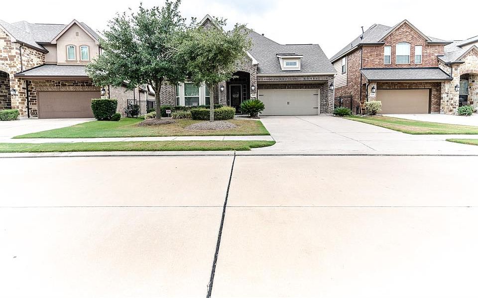 1st image of 24151 Via Privato Dr