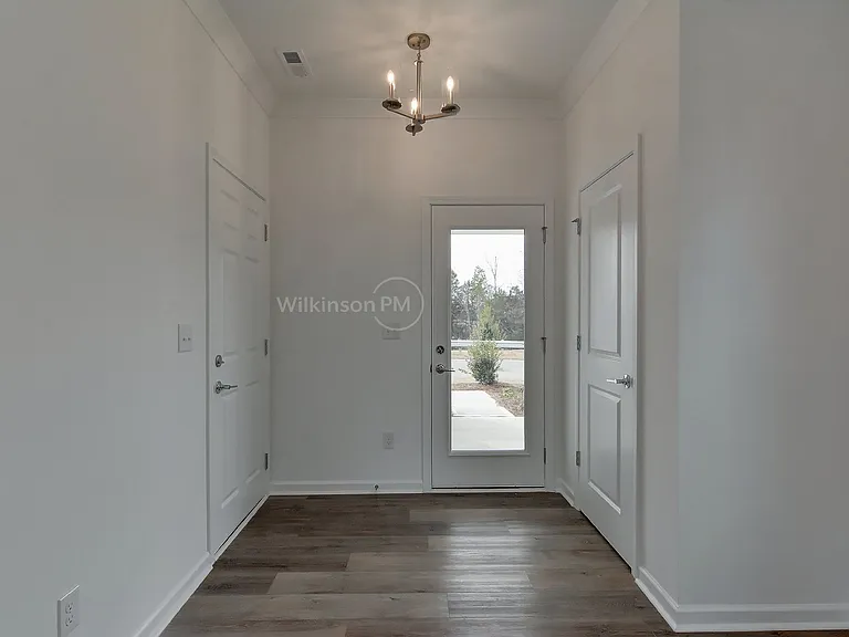 16200 Leading St — Photo 29