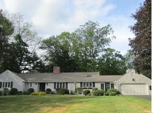 92 Brookmoor Rd, Avon, CT 06001