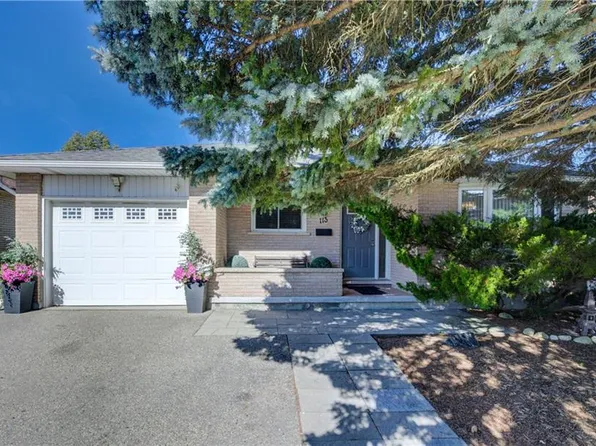 113 Westchester Dr, Kitchener, ON N2B 3L6