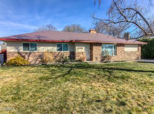 1205 S 21st Ave, Yakima, WA 98902