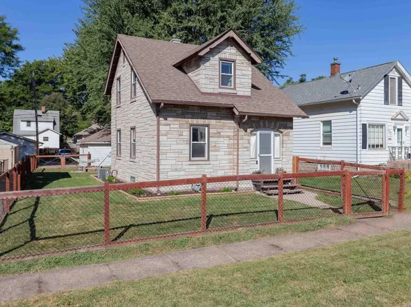 112 N Thornwood Ave, Davenport, IA 52802