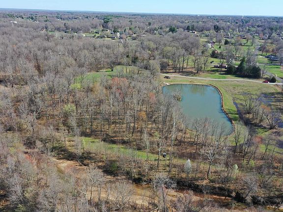 2nd image of 4645 Lovelaceville Rd