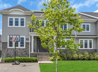 109 Northfield Dr, Lakewood, NJ 08701