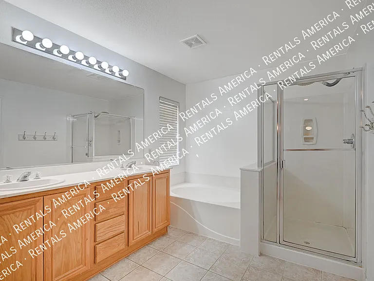 201 Sandhill Crane Ave — Photo 7