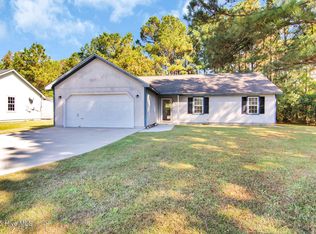 233 Parnell Rd, Hubert, NC 28539