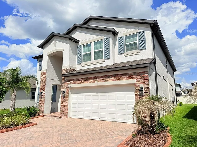 11131 Sundrift Dr — Photo 2