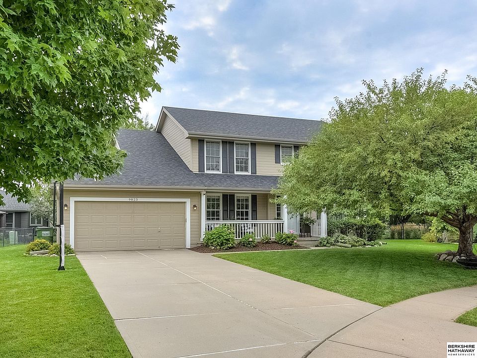 1st image of 9823 Henry Cir