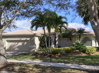 3847 Oak Ridge Cir, Weston, FL 33331