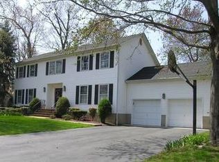 16 Torbet Dr, Wayne, NJ 07470